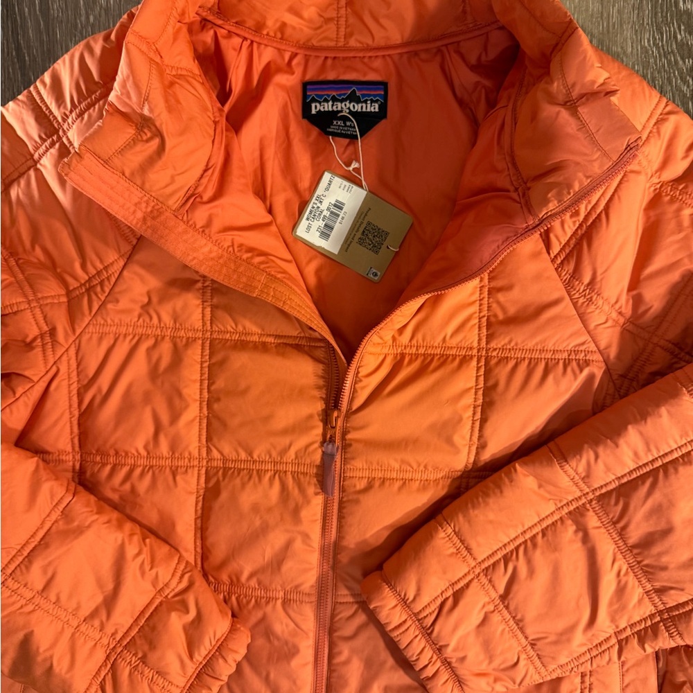 Patagonia Women's Orange Puffer Jacket